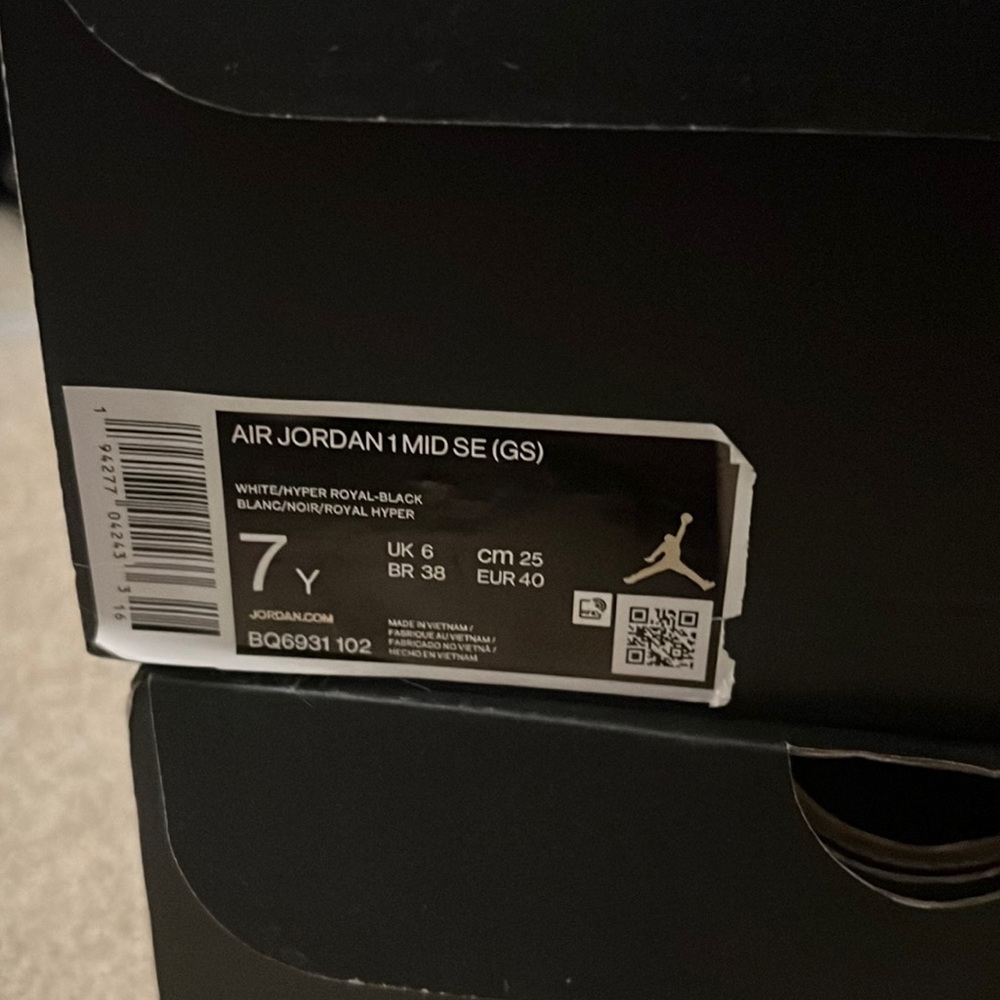 Jordan 1 Mid